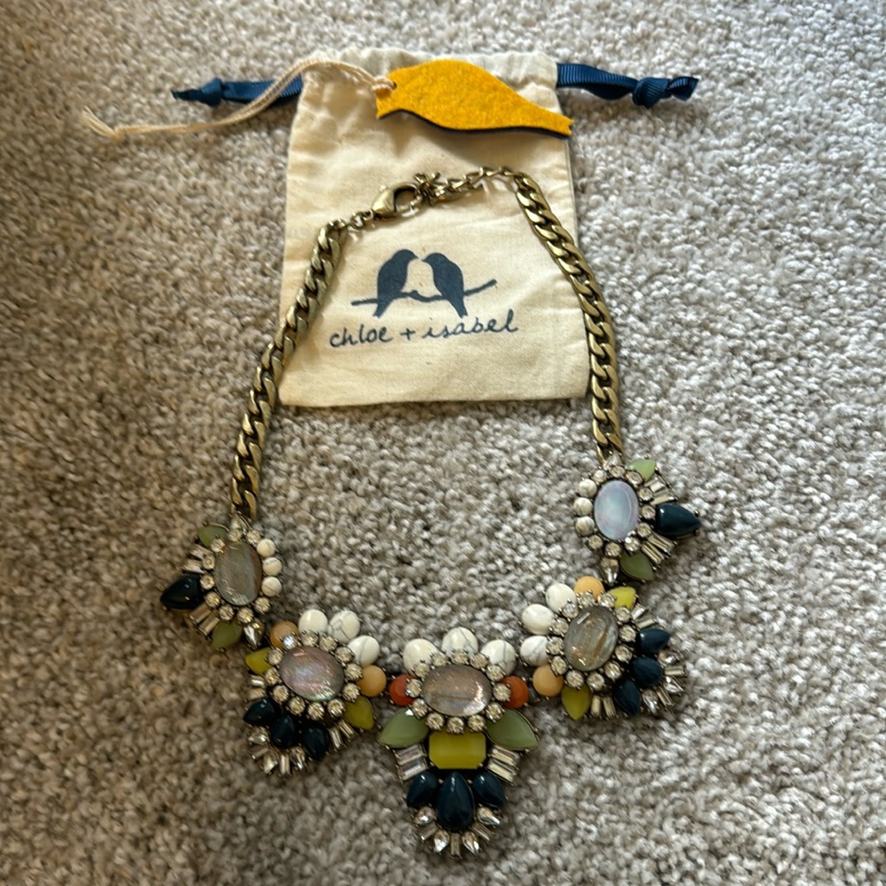 Chloe and Isabel beautiful necklace. matching bracelet too